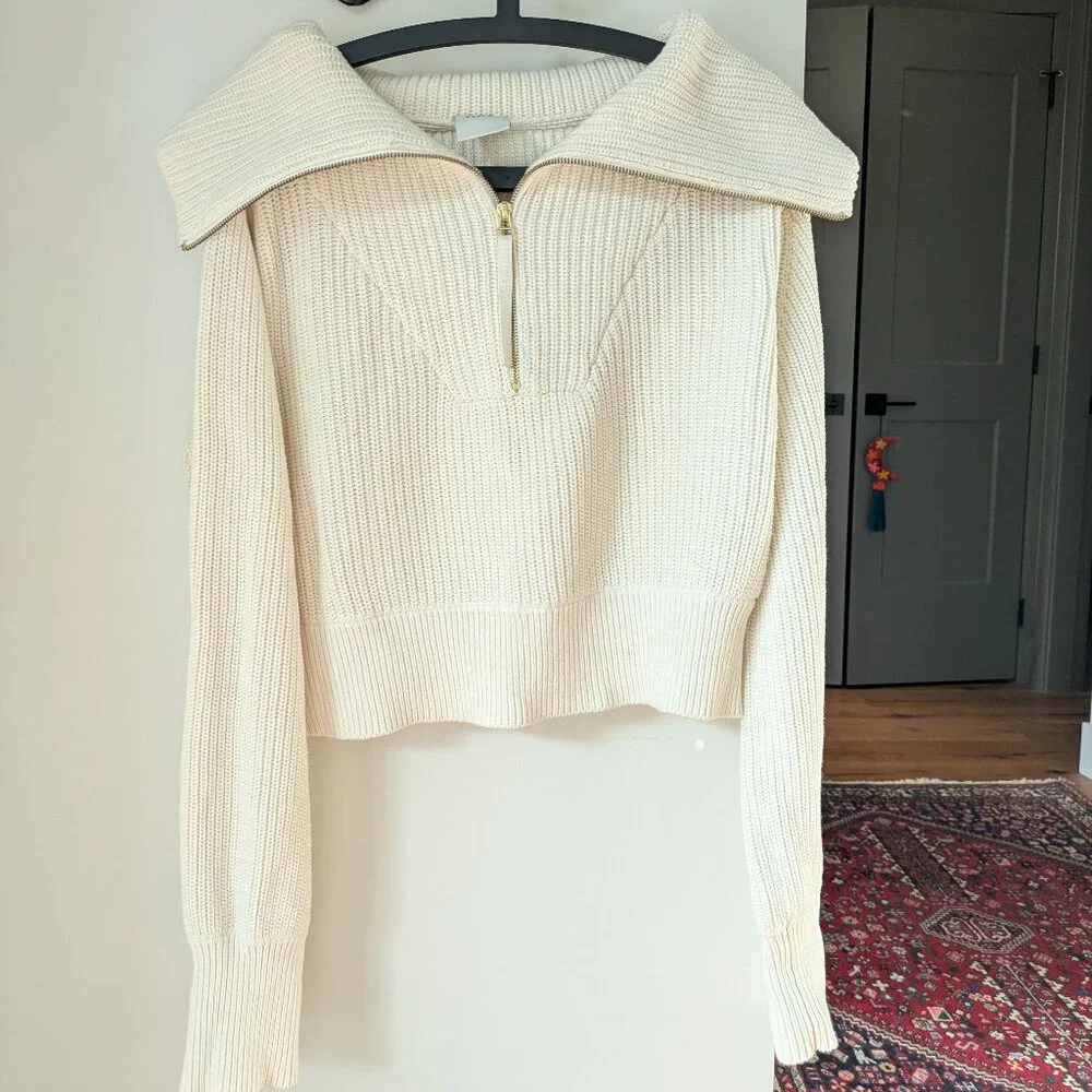 White Knit Zip up sweater - Picture 1 of 7